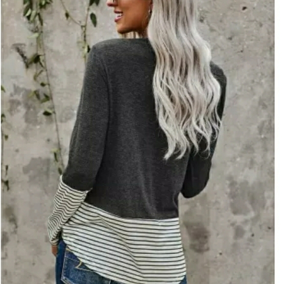 Mixed media top - Picture 2 of 4